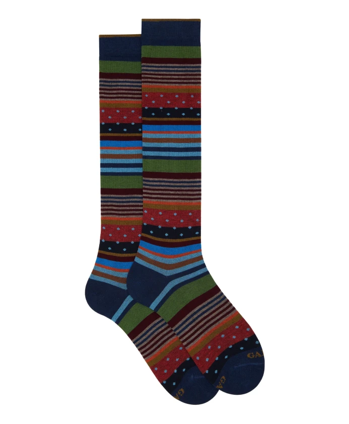 Мужские длинные хлопковые носки синего цвета с узором из смешанных полос и точек. Gallo, мультиколор
Мужские длинные хлопковые носки синего цвета с узором из смешанных полос и точек. Gallo, мультиколор