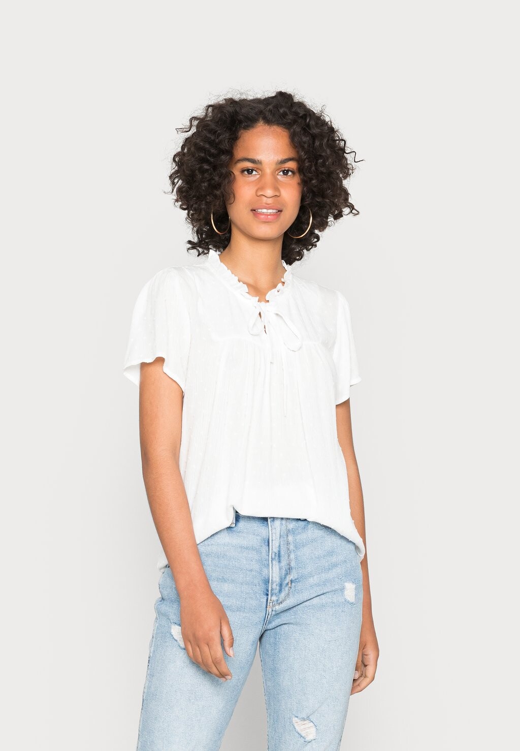 Футболка с принтом JDY
Футболка с принтом JDY