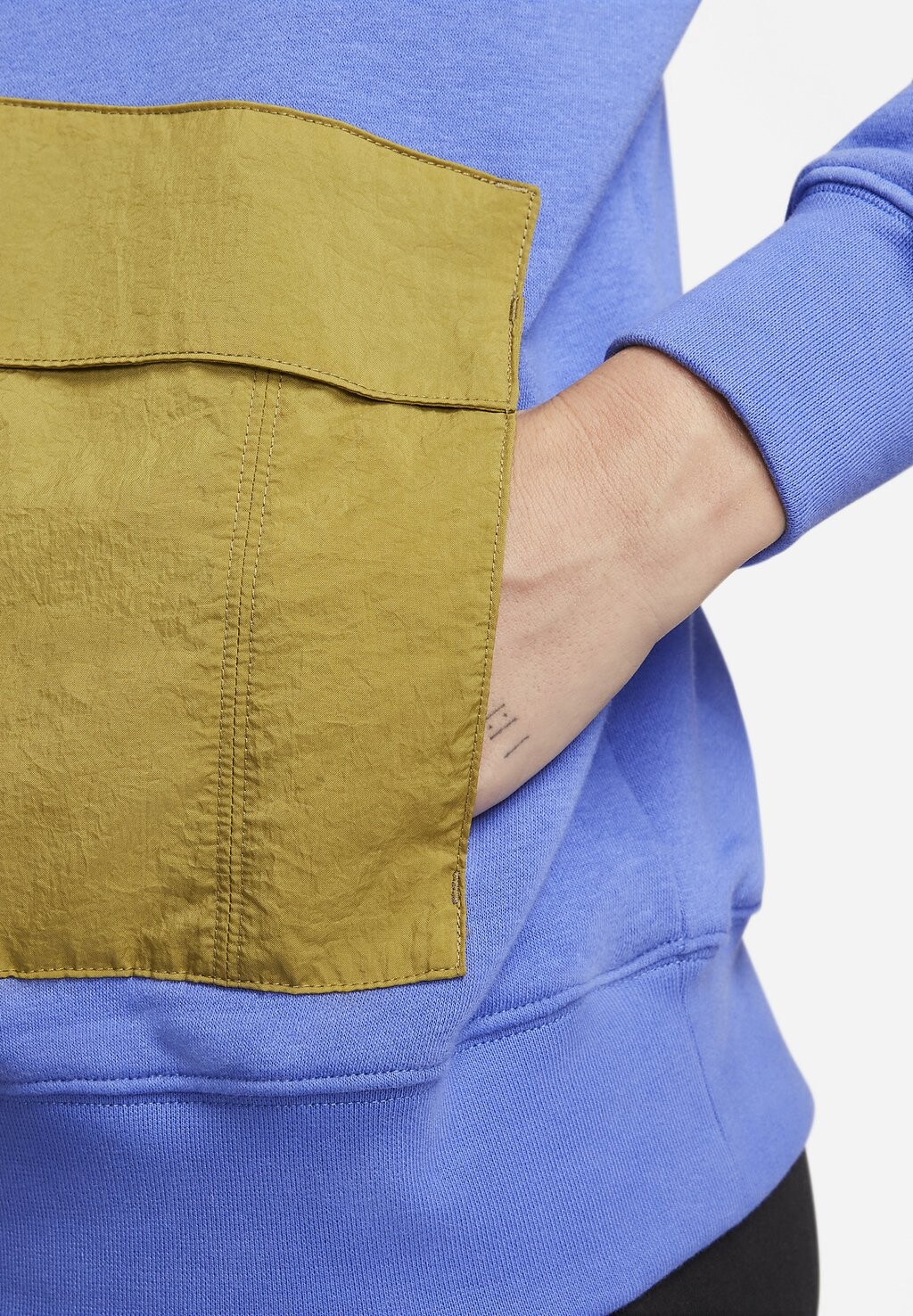 Флисовый джемпер W FLC PO SU Nike Sportswear, синий
Флисовый джемпер W FLC PO SU Nike Sportswear, синий