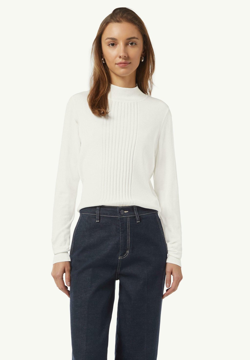 Джемпер MIT FEINEM STRUKTUR comma casual identity, белый
Джемпер MIT FEINEM STRUKTUR comma casual identity, белый