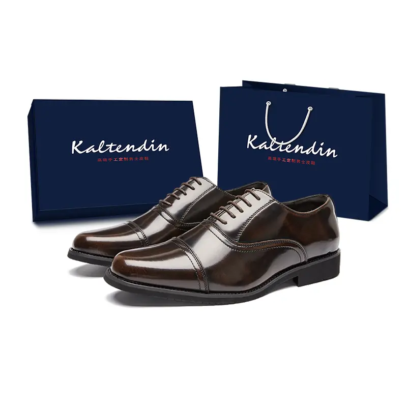 Kaltendin Мужские туфли для костюма черные с темно-коричневым низкий каблук, цвет Dark Brown
Kaltendin Мужские туфли для костюма черные с темно-коричневым низкий каблук, цвет Dark Brown