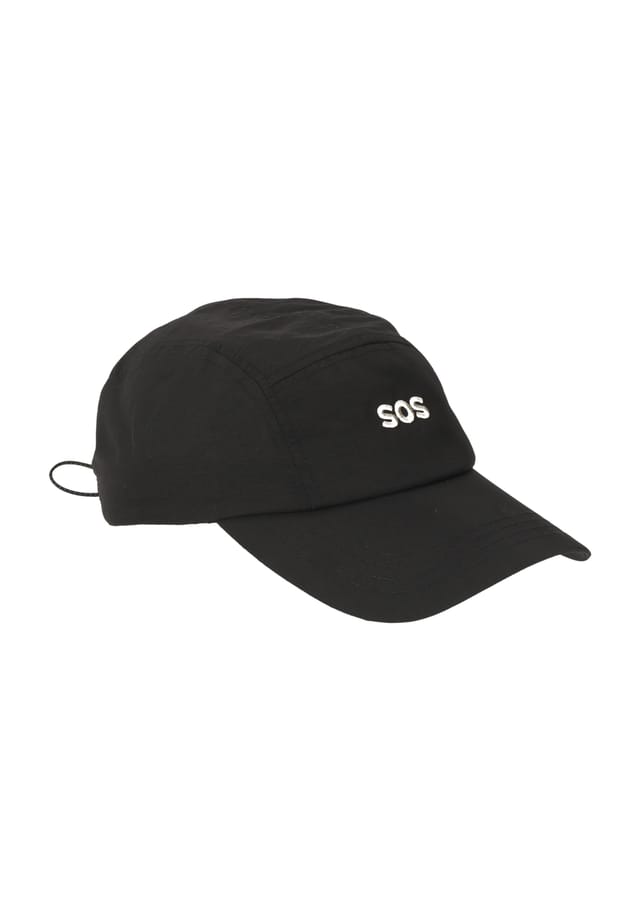 Кепка-Колосс из 5 панелей с завязкой Sos, черный
Кепка-Колосс из 5 панелей с завязкой Sos, черный
