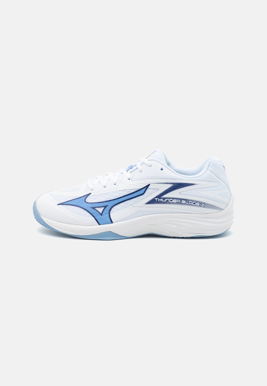 Кроссовки Mizuno THUNDER BLADE Z, White/Bellwether Blue/Bel Air Blue/White
Кроссовки Mizuno THUNDER BLADE Z, White/Bellwether Blue/Bel Air Blue/White