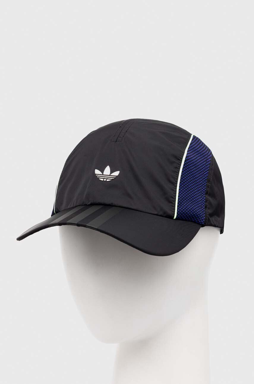 Бейсболка adidas Originals, черный 
Бейсболка adidas Originals, черный
