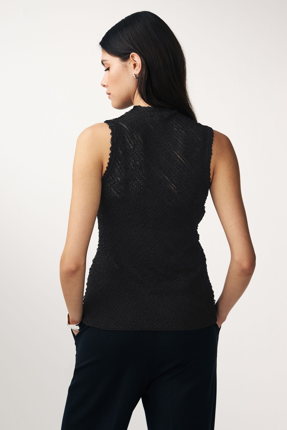 Текстурированный топ без рукавов Next, черный
Текстурированный топ без рукавов Next, черный