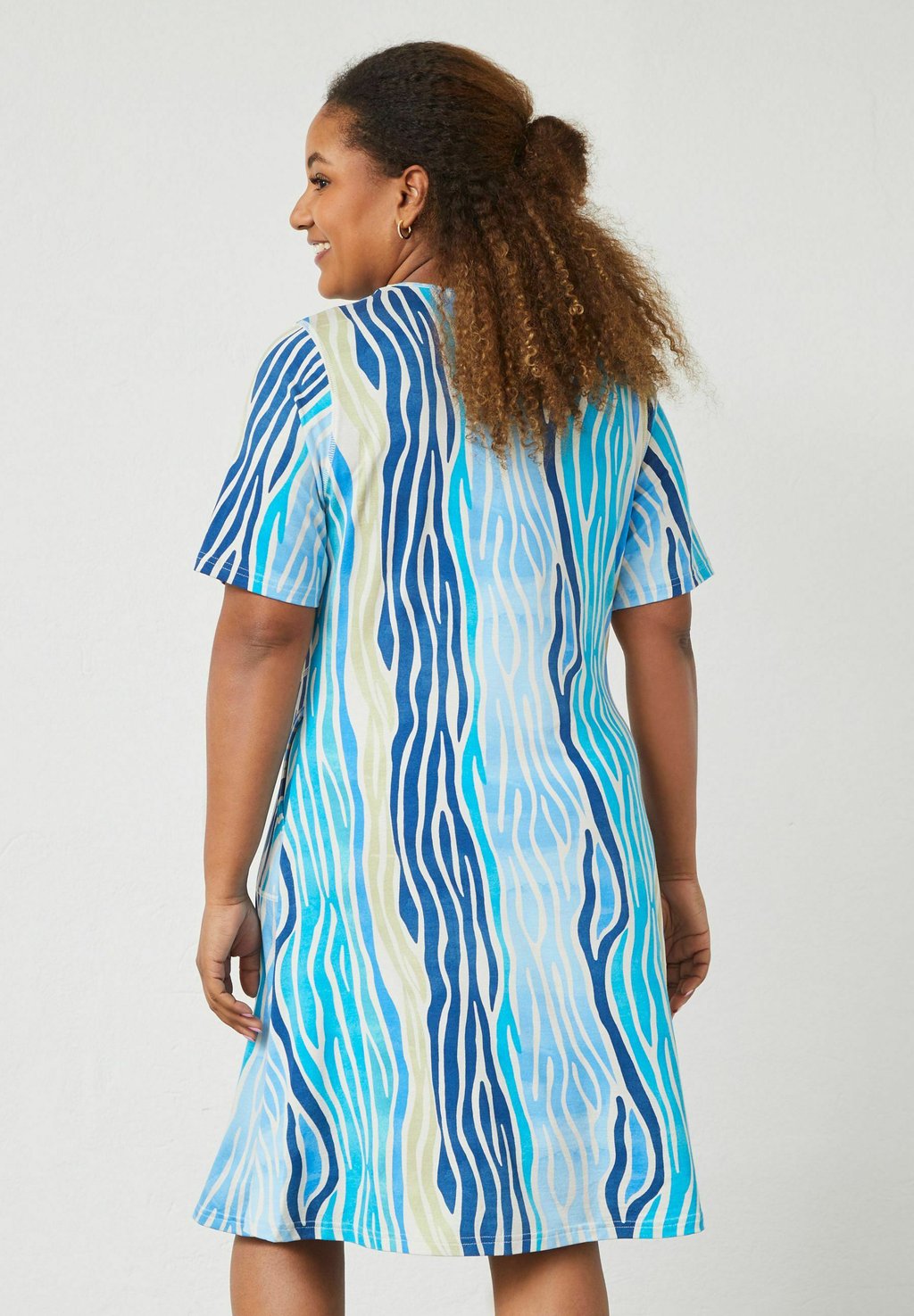 Платье из джерси MAICA Pont Neuf, синий
Платье из джерси MAICA Pont Neuf, синий