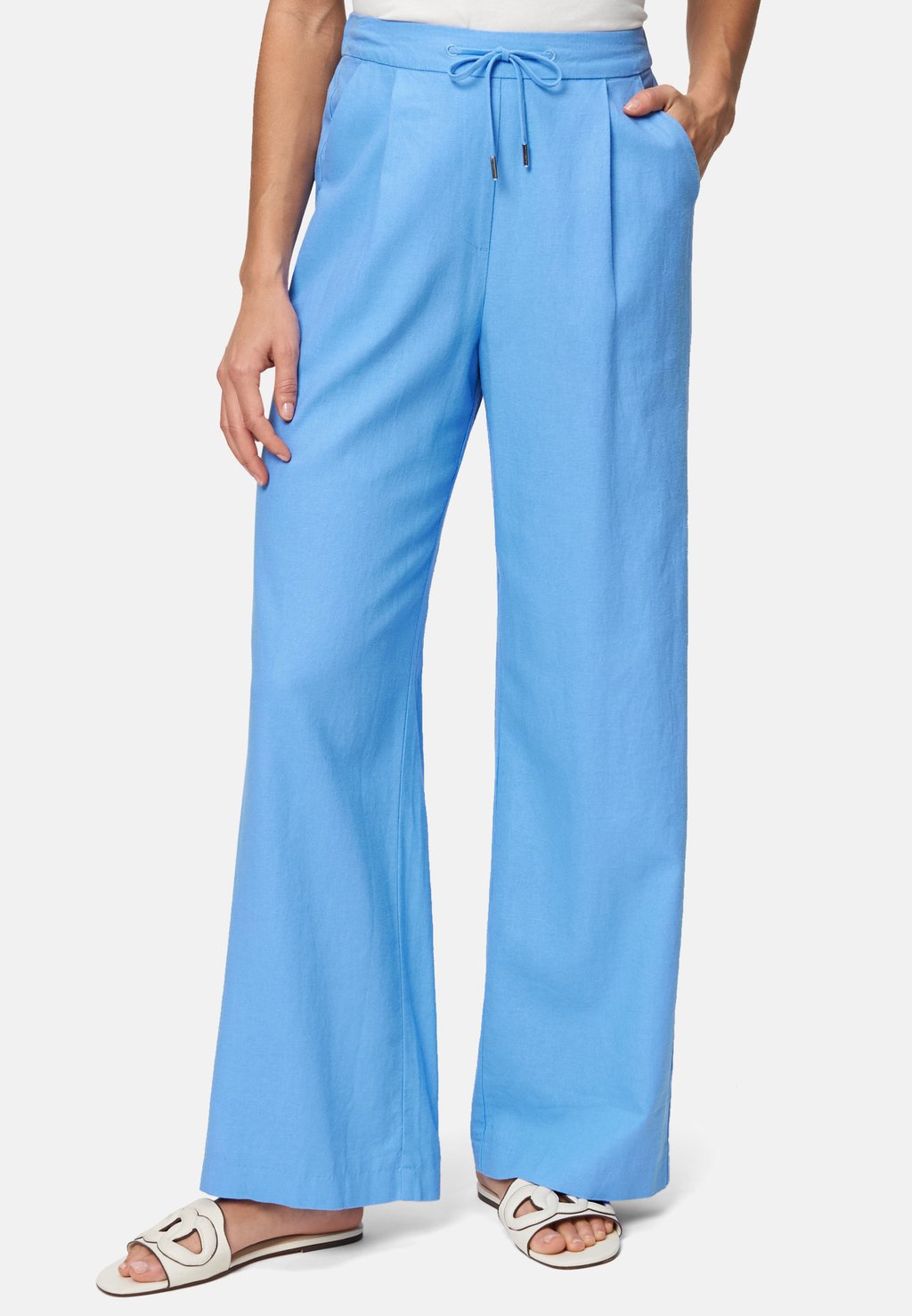 Брюки MIT BINDEDETAIL zero, синий
Брюки MIT BINDEDETAIL zero, синий