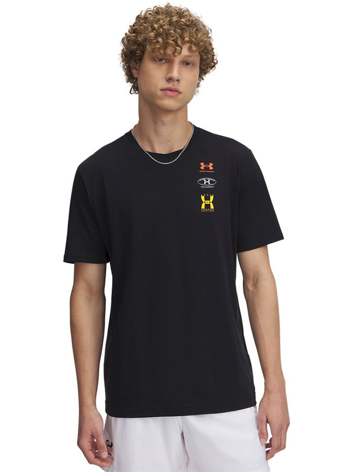 Футболка Under Armour, черный 
Футболка Under Armour, черный