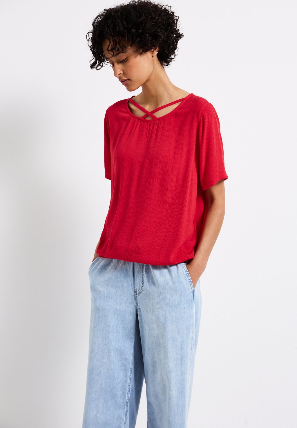 Блуза MIT BÄNDERDETAIL Street One, красный
Блуза MIT BÄNDERDETAIL Street One, красный