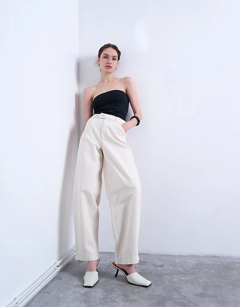 Брюки-бочонки Topshop цвета экрю 
Брюки-бочонки Topshop цвета экрю