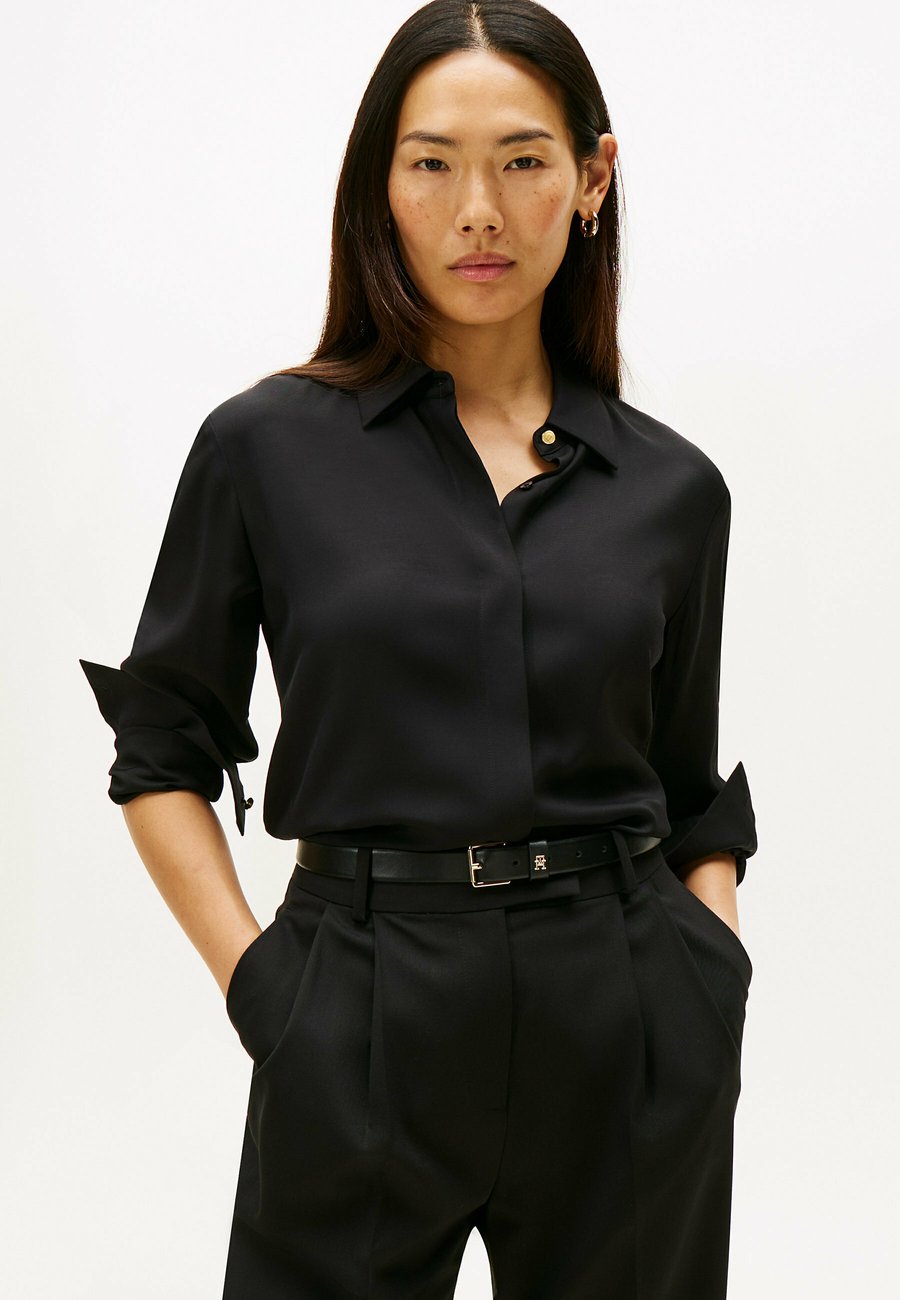 Блуза Tommy Hilfiger SOFT VIS LS, Black
Блуза Tommy Hilfiger SOFT VIS LS, Black