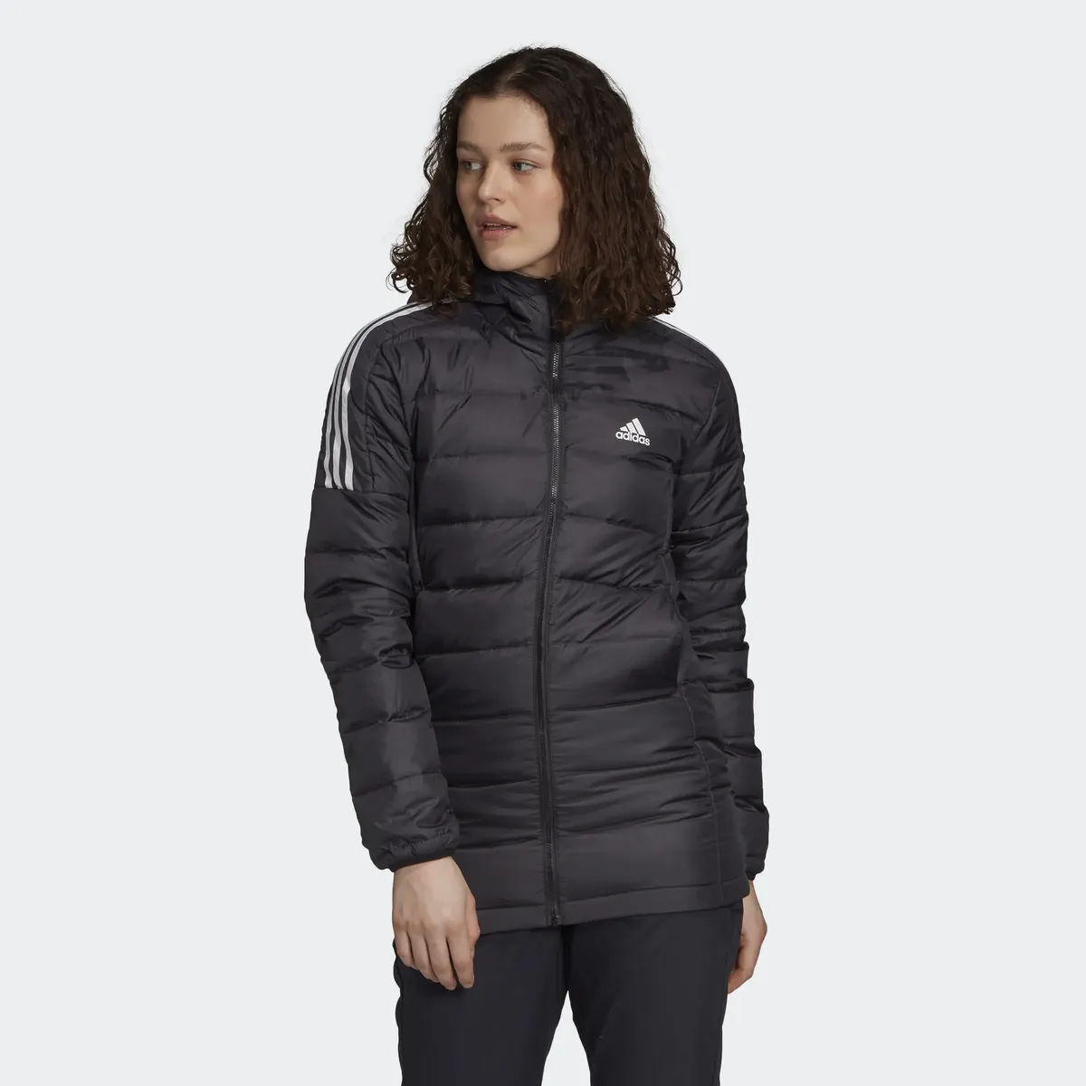 Adidas Спортивная куртка для активного отдыха "ESSENTIALS DOWN PARKA", с капюшоном Adidas Sportswear, черный
Adidas Спортивная куртка для активного отдыха "ESSENTIALS DOWN PARKA", с капюшоном Adidas Sportswear, черный