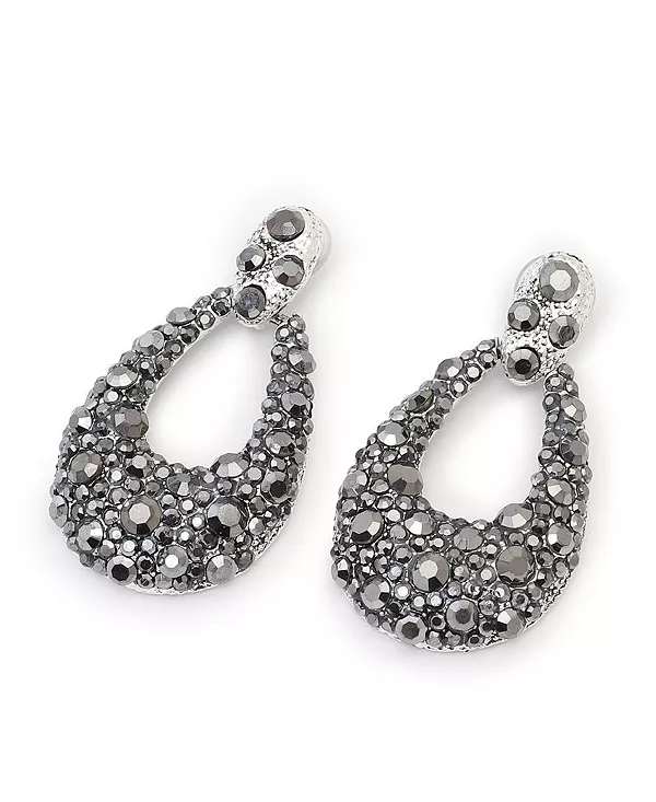 Женские серебряные серьги-капли с декором Sohi, silver
Женские серебряные серьги-капли с декором Sohi, silver