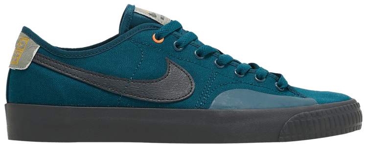 Кроссовки Nike Daan Van Der Linden x Blazer Court SB 'Midnight Turquoise' Sample, зеленый
Кроссовки Nike Daan Van Der Linden x Blazer Court SB 'Midnight Turquoise' Sample, зеленый