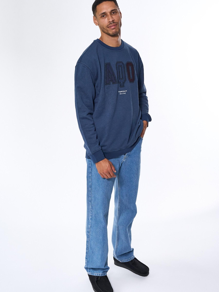 Толстовка A Question Of (AQO) Sky Captain, темно-синий
Толстовка A Question Of (AQO) Sky Captain, темно-синий