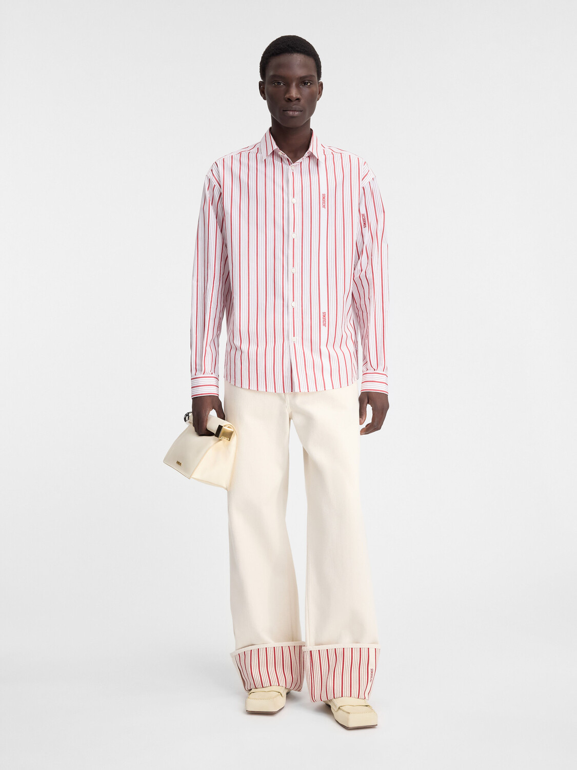 Полосатая рубашка с длинными рукавами JACQUEMUS The Simon shirt, цвет Jacquard Business Logo Stripes Red/White
Полосатая рубашка с длинными рукавами JACQUEMUS The Simon shirt, цвет Jacquard Business Logo Stripes Red/White