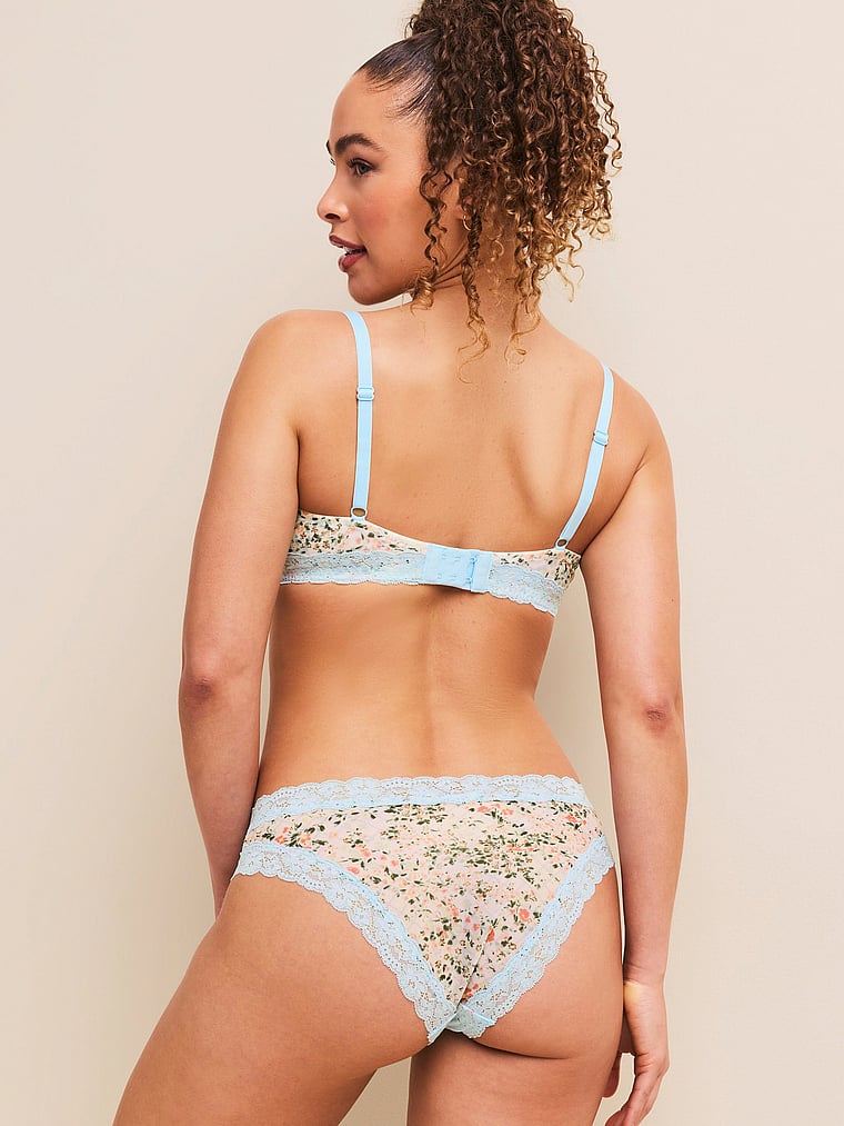 Трусики-Бикини Акари Adore Me, цвет garden party
Трусики-Бикини Акари Adore Me, цвет garden party