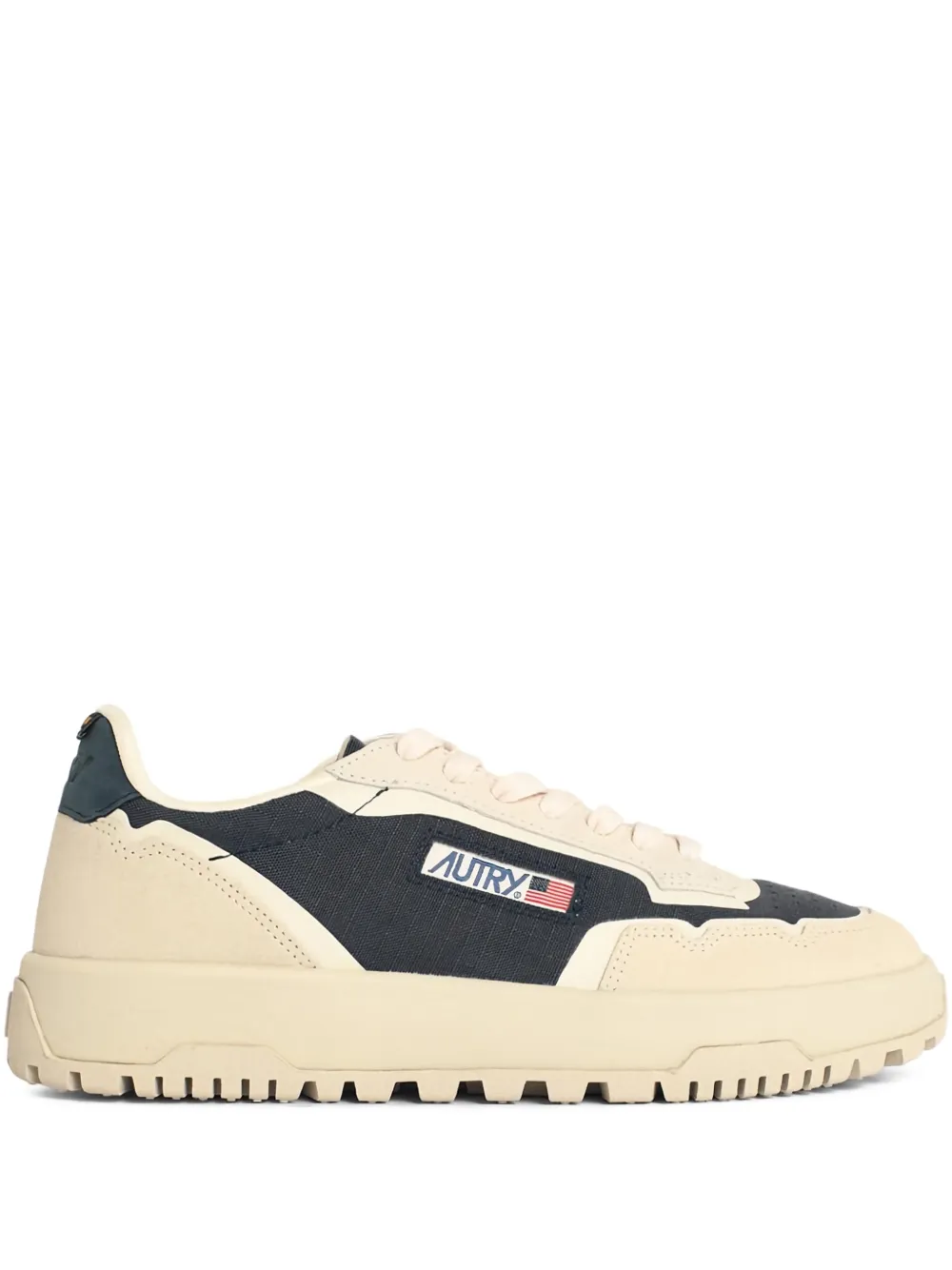 Замшевые кроссовки Wildpace с микроперфорацией Autry, нейтральный
Замшевые кроссовки Wildpace с микроперфорацией Autry, нейтральный