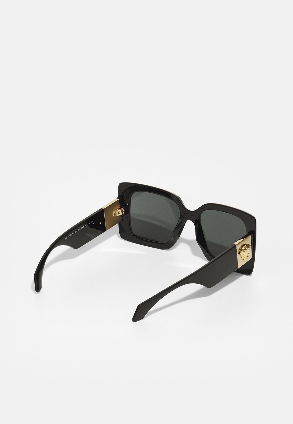 Солнцезащитные очки Versace, черный
Солнцезащитные очки Versace, черный