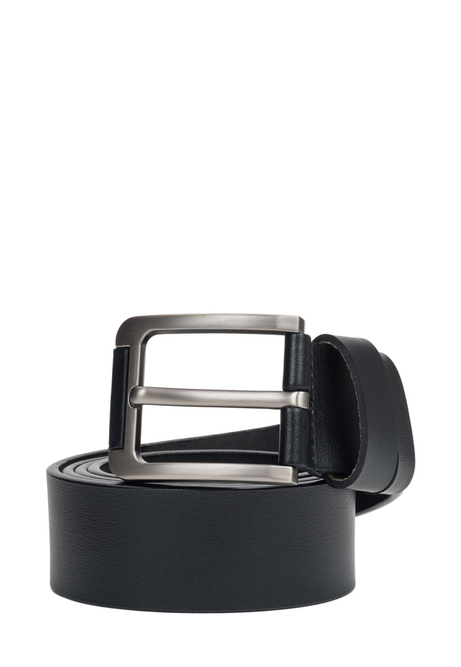 Ремень ESTRO ZE OKUCIAMI, Black
Ремень ESTRO ZE OKUCIAMI, Black