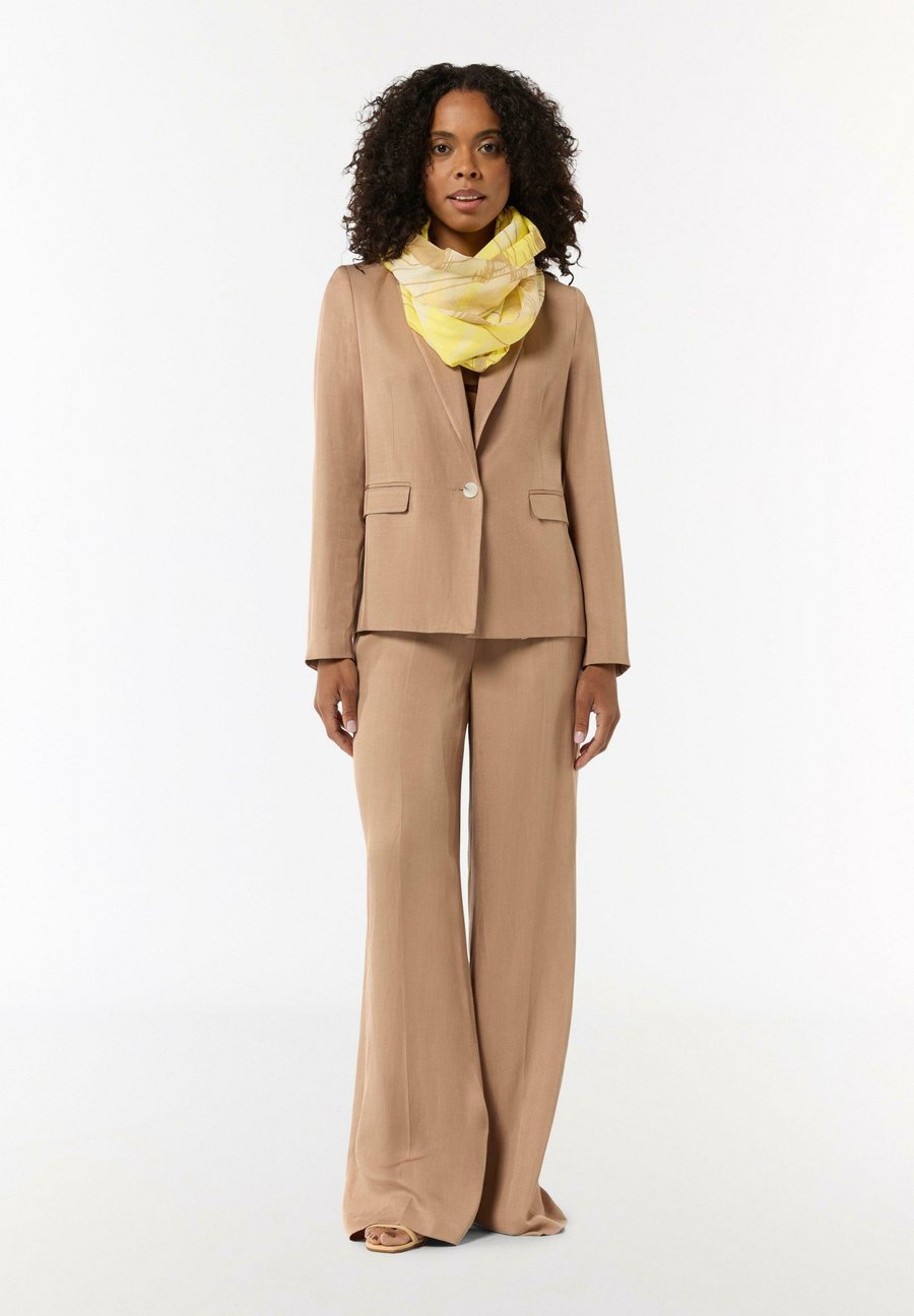 Шарф comma LOOP, Beige
Шарф comma LOOP, Beige