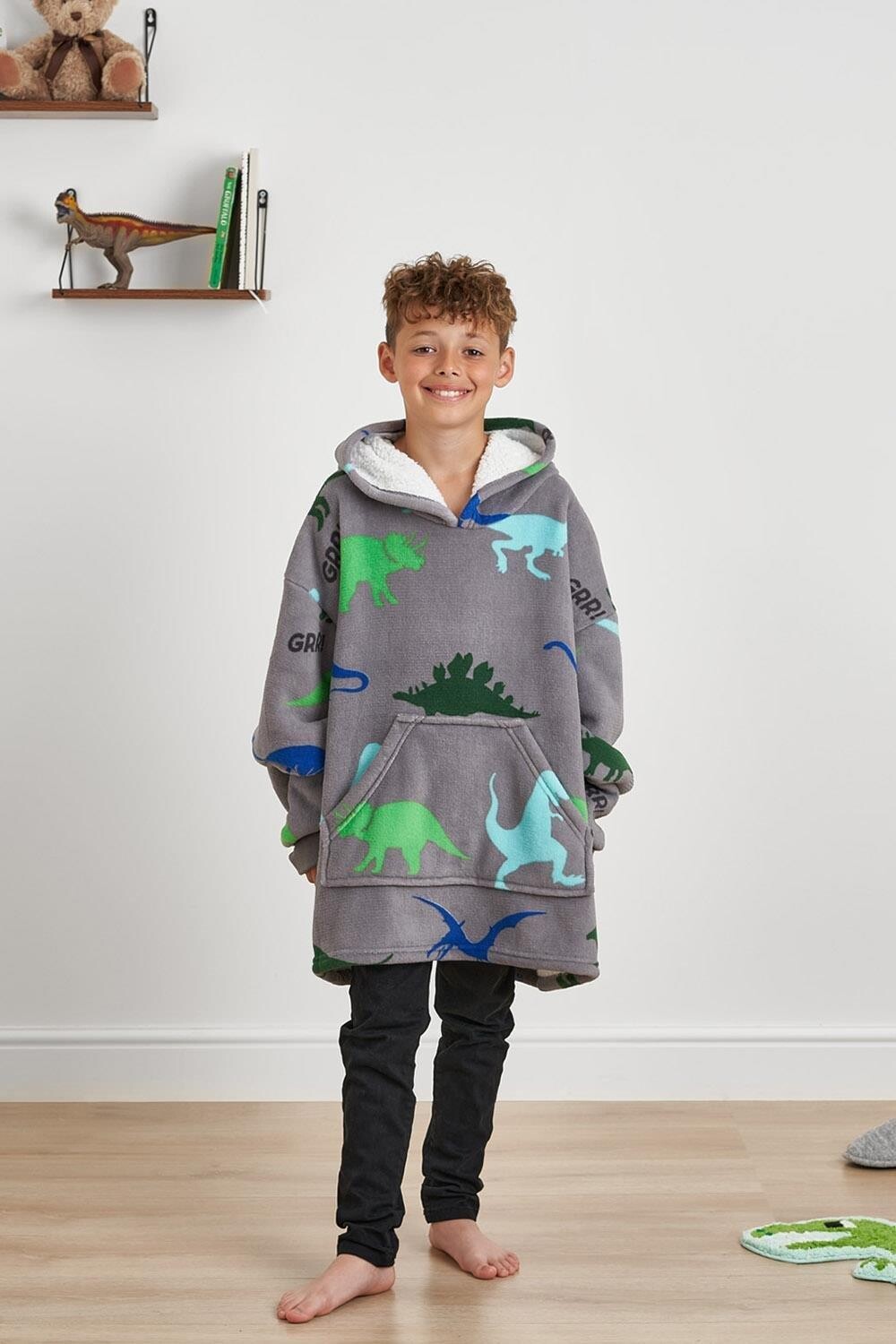 Объемное одеяло с капюшоном из шерпы с принтом динозавра Dreamscene, серый
Объемное одеяло с капюшоном из шерпы с принтом динозавра Dreamscene, серый