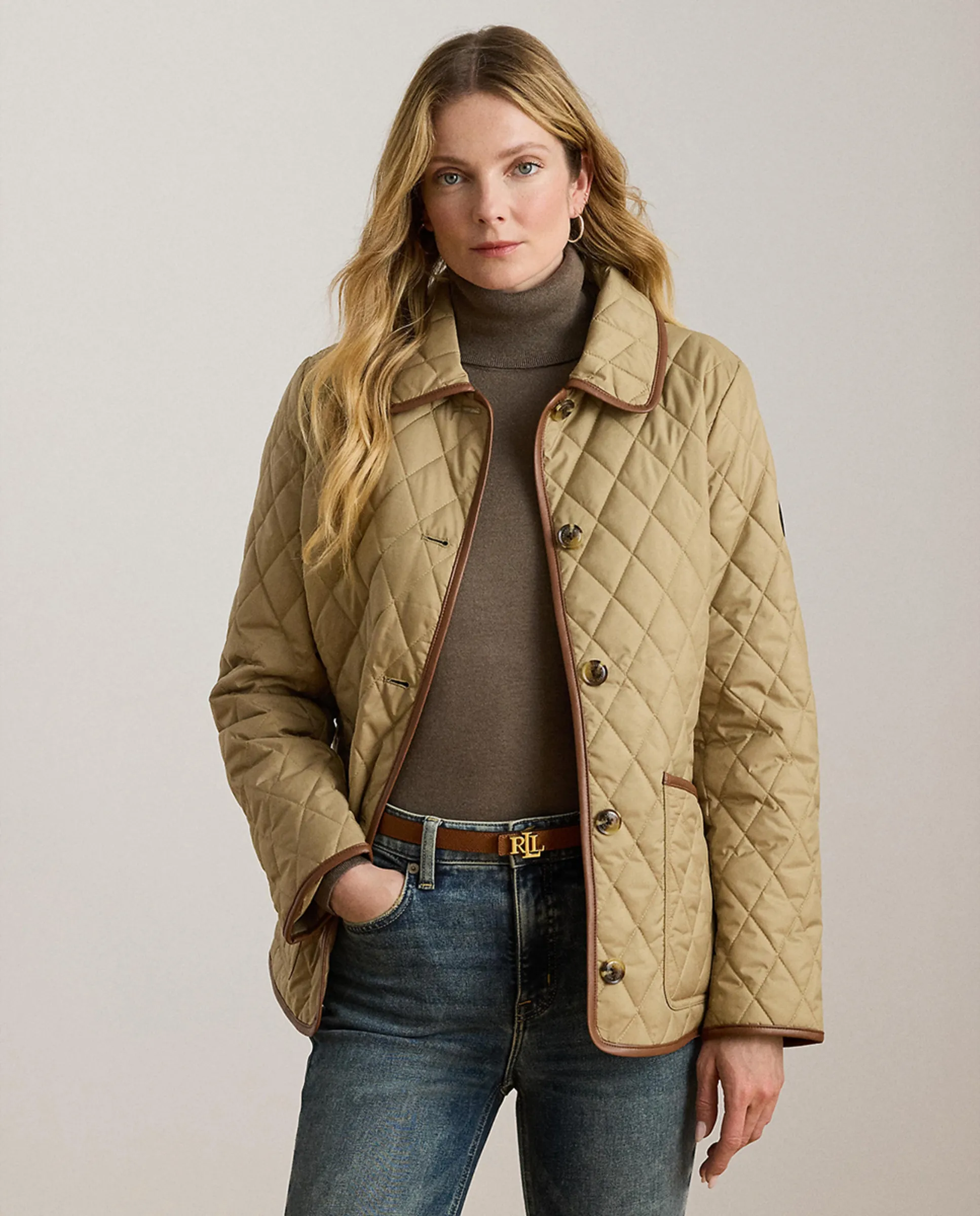 Женская куртка с ромбовидной стежкой Lauren Ralph Lauren, бежевый
Женская куртка с ромбовидной стежкой Lauren Ralph Lauren, бежевый