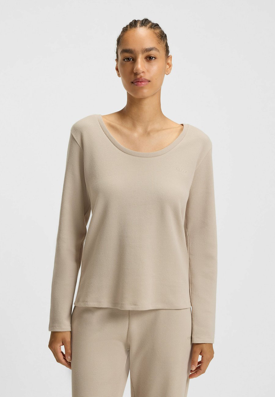 Пижамный топ BOSS Pyjama top, Light Beige/Beige
Пижамный топ BOSS Pyjama top, Light Beige/Beige