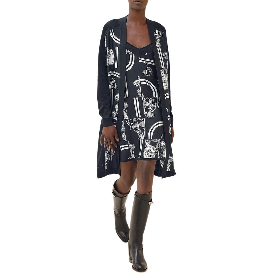 Трикотаж женский черный/синий Hermes
Трикотаж женский черный/синий Hermes