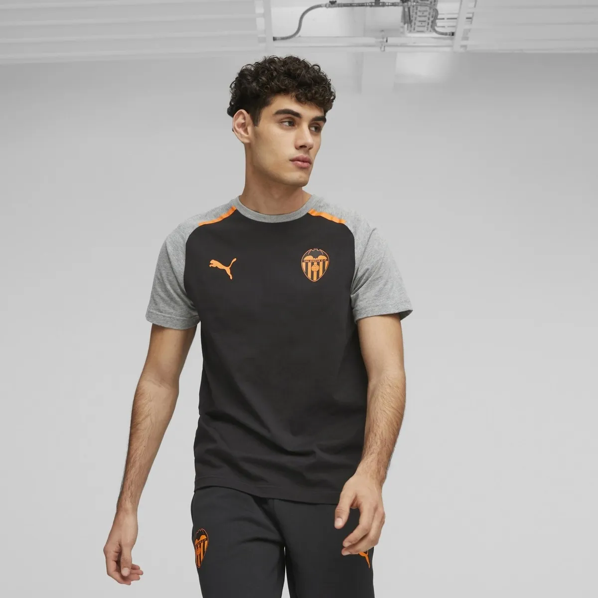 Футболка для мужчин Valencia CF Casuals 2023-2024 Puma, черный
Футболка для мужчин Valencia CF Casuals 2023-2024 Puma, черный