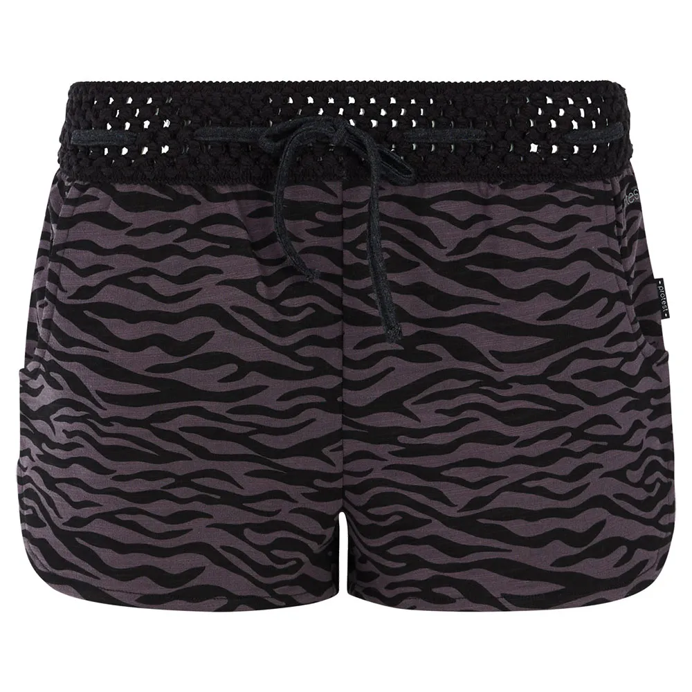 Шорты Protest Flowery 25, черный
Шорты Protest Flowery 25, черный