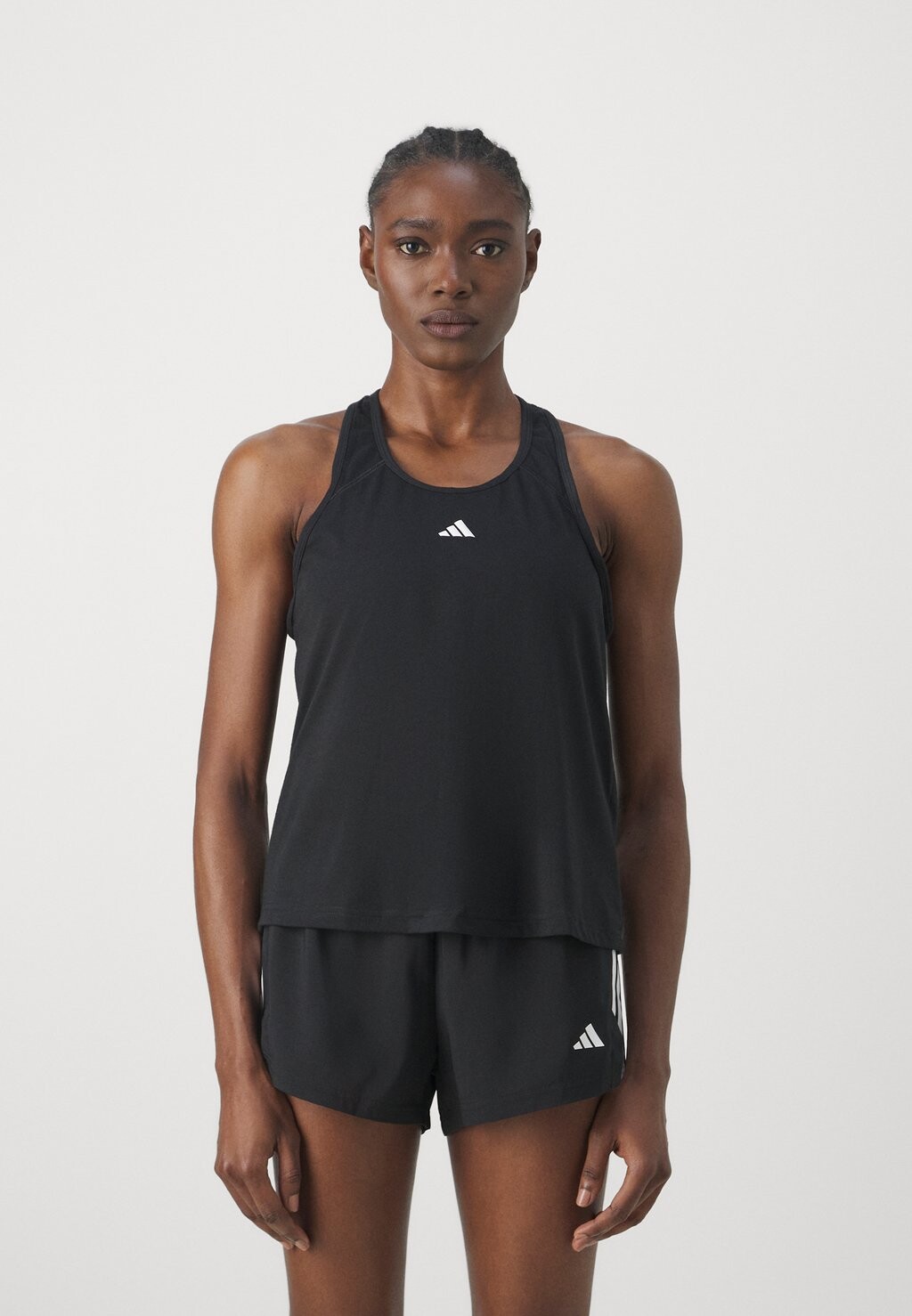 Топ TRAIN ESSENTIALS MINIMAL BRANDING RACERBACK adidas Performance, цвет black
Топ TRAIN ESSENTIALS MINIMAL BRANDING RACERBACK adidas Performance, цвет black