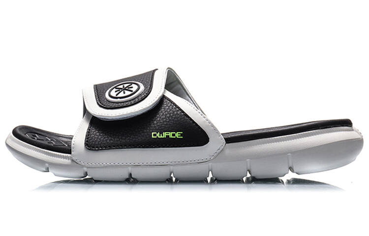 Шлепанцы WOW мужские черные Lining
Шлепанцы WOW мужские черные Lining