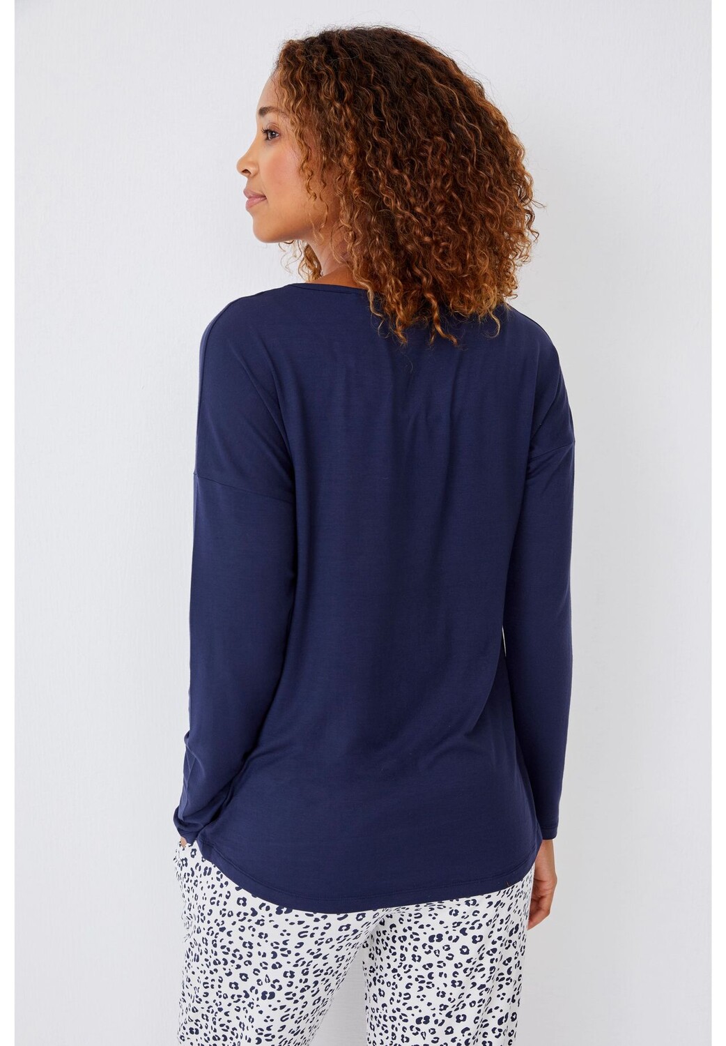 Пижамный топ Supersoft, мягкий дизайн, для женщин JOCKEY, цвет Into The Night
Пижамный топ Supersoft, мягкий дизайн, для женщин JOCKEY, цвет Into The Night