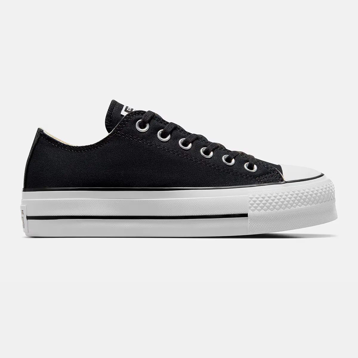 Женская повседневная обувь Chuck Taylor All Star Lift Platform Low Canvas Converse, чёрный
Женская повседневная обувь Chuck Taylor All Star Lift Platform Low Canvas Converse, чёрный