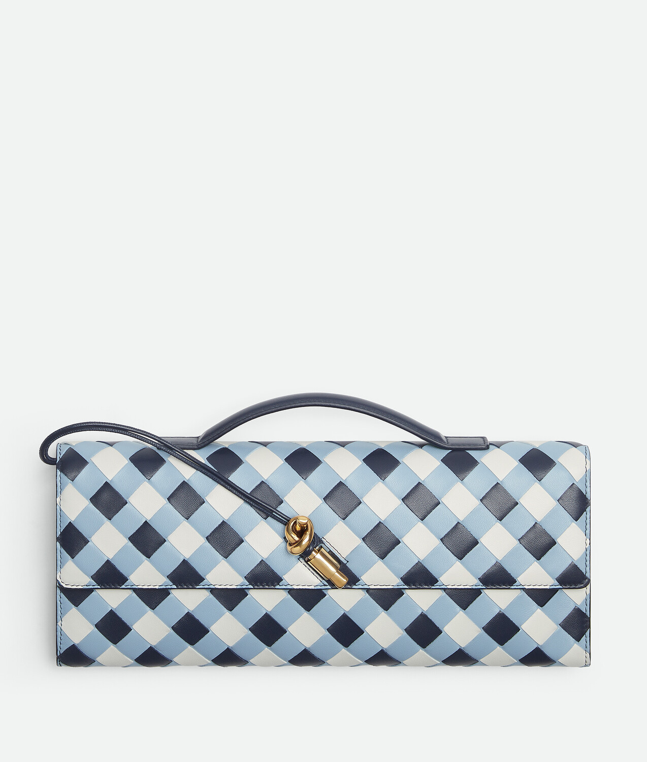 Andiamo clutch BOTTEGA VENETA, бездна/белый/лед
Andiamo clutch BOTTEGA VENETA, бездна/белый/лед