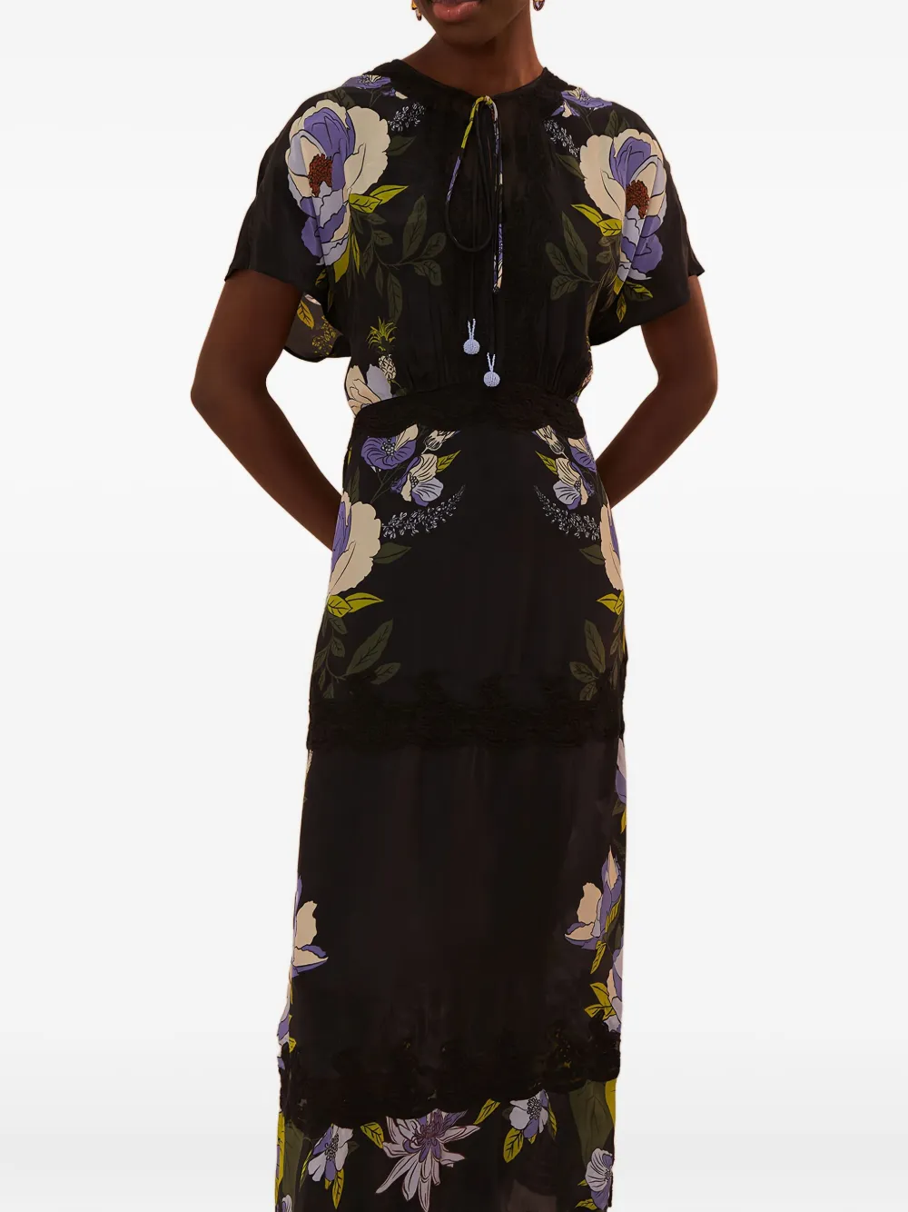 Платье миди с цветочным принтом и кружевной отделкой FARM Rio, черный 
Платье миди с цветочным принтом и кружевной отделкой FARM Rio, черный