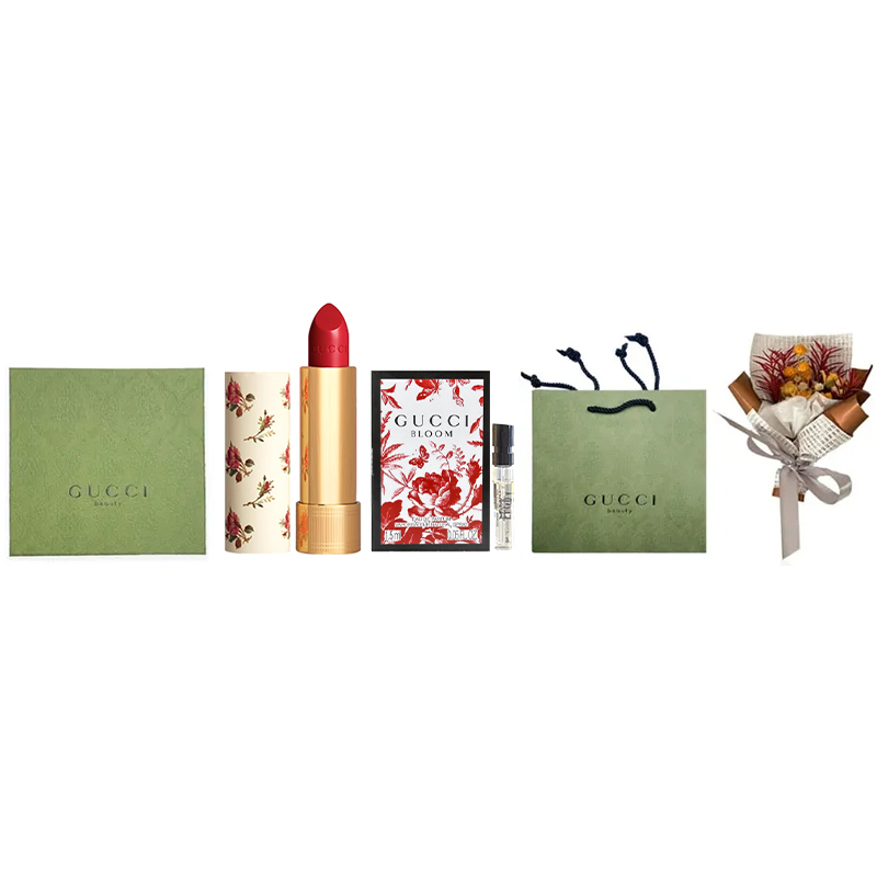 Набор матовой помады из трех штук с сухоцветами Pouring Color, легко растушевывается, стойкий макияж GUCCI
Набор матовой помады из трех штук с сухоцветами Pouring Color, легко растушевывается, стойкий макияж GUCCI