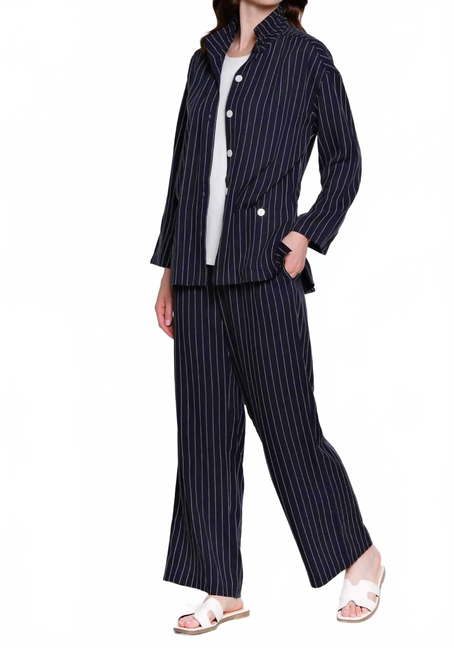 Полосатые брюки на резинке в сине-белую полоску A La Carte
Полосатые брюки на резинке в сине-белую полоску A La Carte