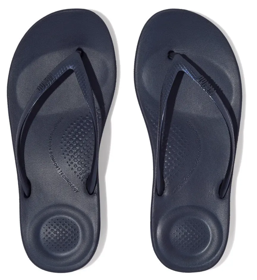 Шлепанцы Fitflop "IQUSHION ERGONOMIC FLIP-FLOPS", каблук-танкетка, летняя обувь, тапочки с мягким носком, синий
Шлепанцы Fitflop "IQUSHION ERGONOMIC FLIP-FLOPS", каблук-танкетка, летняя обувь, тапочки с мягким носком, синий