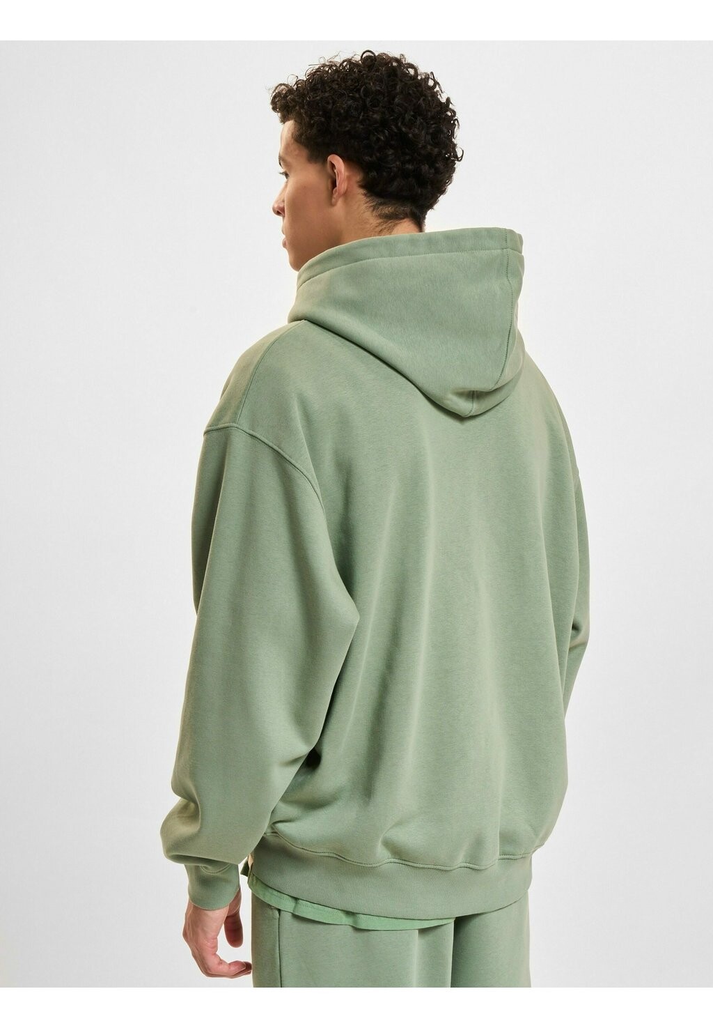 Толстовка на молнии Zip Hoody DEF, стираный зеленый
Толстовка на молнии Zip Hoody DEF, стираный зеленый