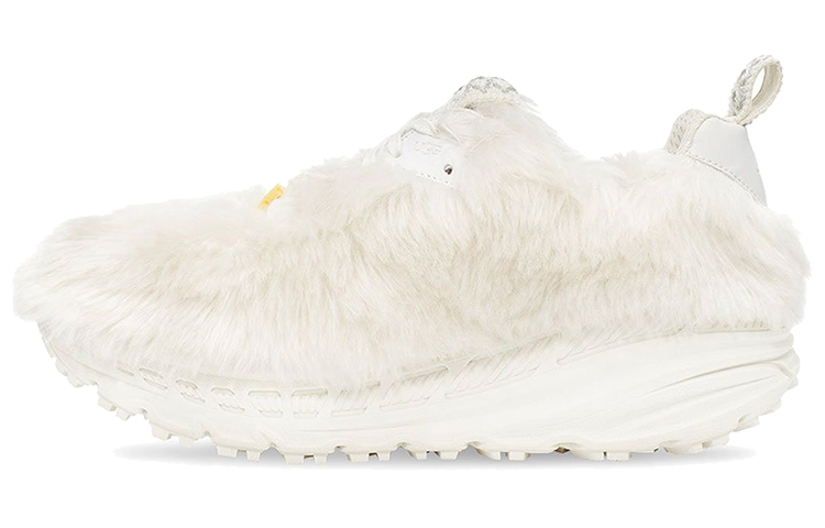 UGG CA805 X 2020 Белые
UGG CA805 X 2020 Белые