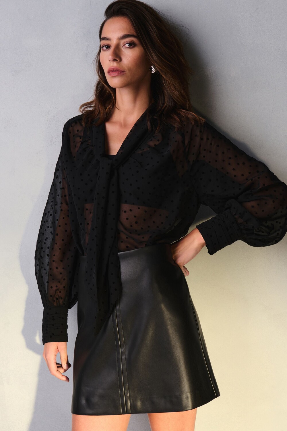 Мини юбка из искусственной кожи Next, черный
Мини юбка из искусственной кожи Next, черный