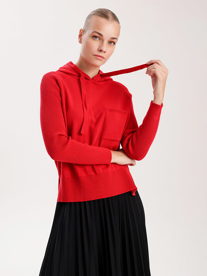 Пуловер BGN Pullover, красный
Пуловер BGN Pullover, красный