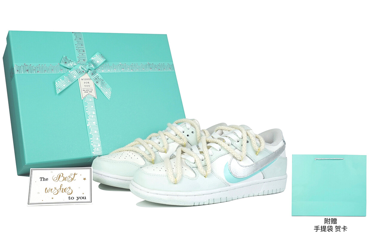 Кроссовки Nike Dunk Skateboarding Shoes Women's Low-top White/green, цвет Emerald
Кроссовки Nike Dunk Skateboarding Shoes Women's Low-top White/green, цвет Emerald