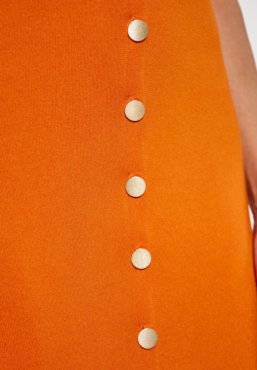 Платье faina CO-BRANDED WITH NAEMI, Orange
Платье faina CO-BRANDED WITH NAEMI, Orange