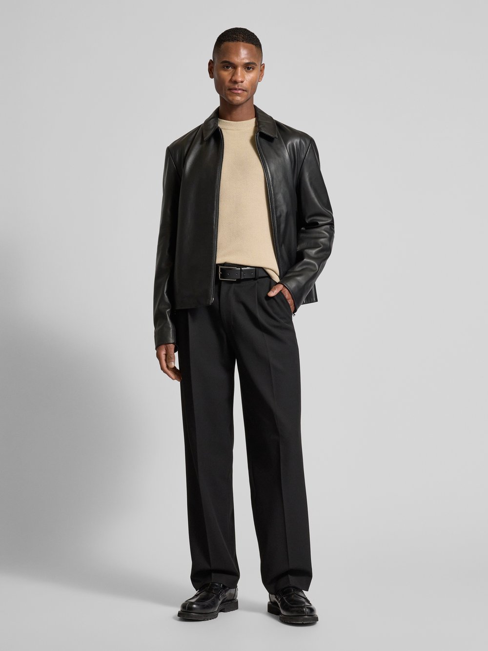 Вязаный свитер с фактурным узором модель «Ecaio» BOSS, бежевый
Вязаный свитер с фактурным узором модель «Ecaio» BOSS, бежевый