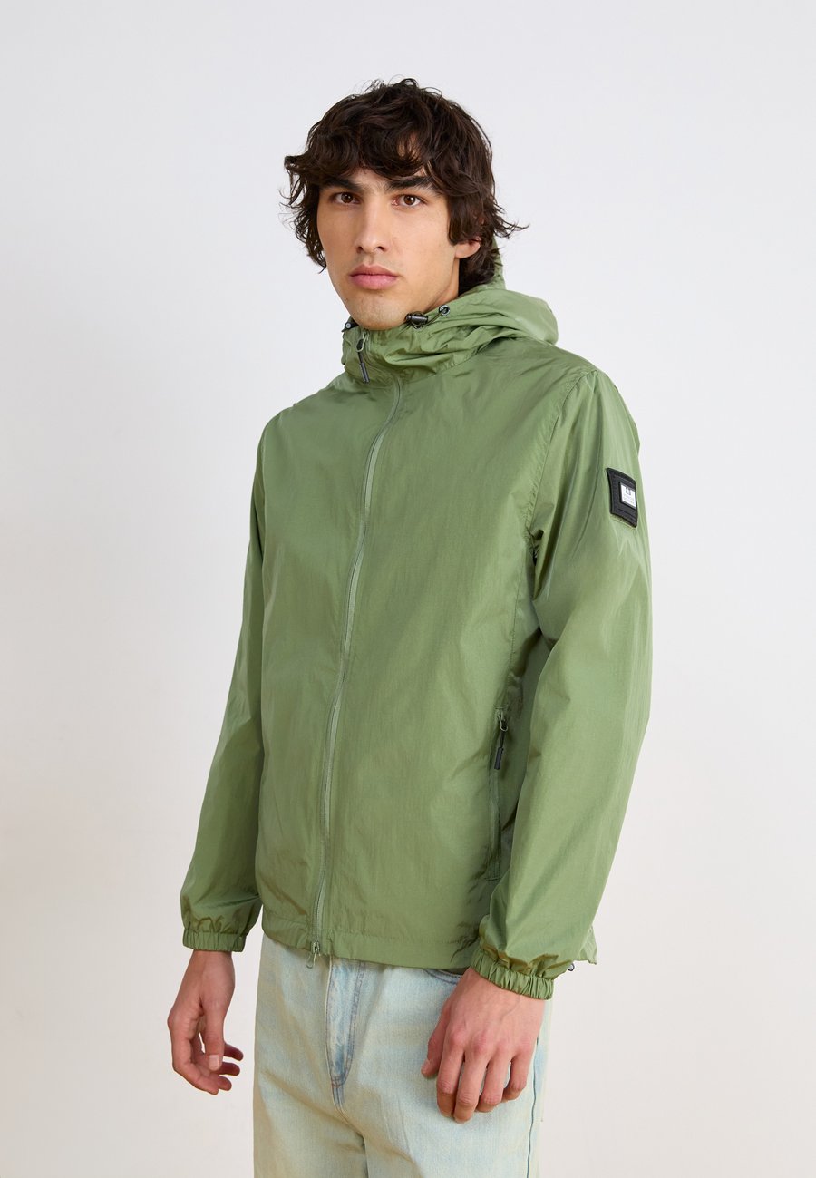 Куртка Weekend Offender TECHNICIAN, Sapling/Green
Куртка Weekend Offender TECHNICIAN, Sapling/Green