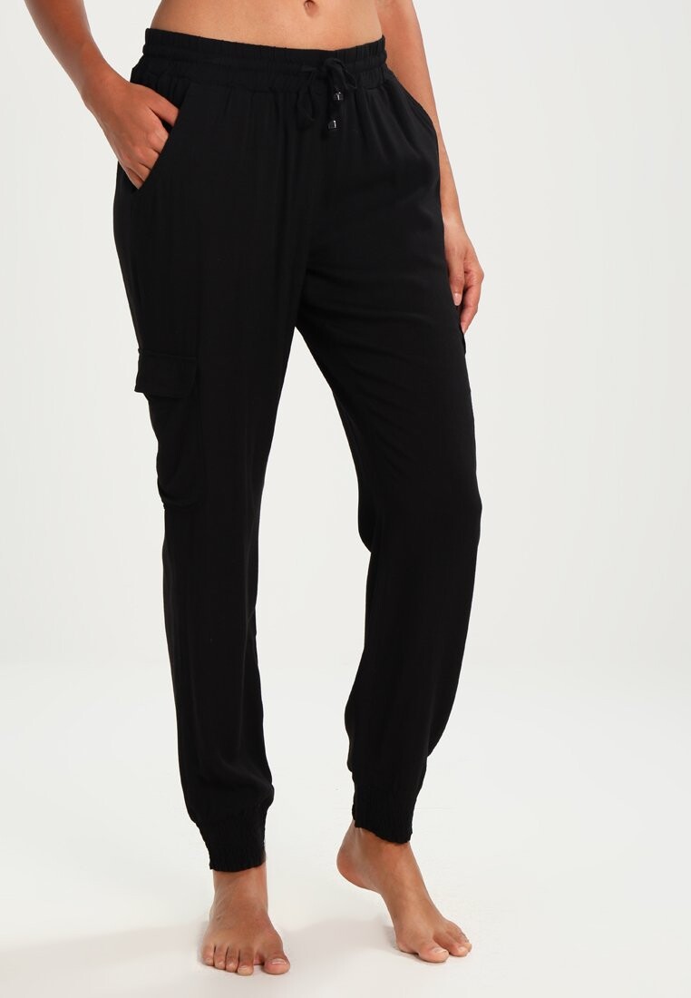 Пляжный аксессуар LASCANA, черный
Пляжный аксессуар LASCANA, черный