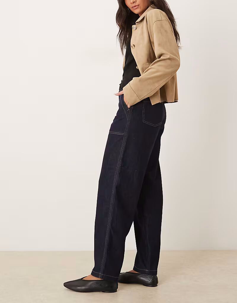 Джинсы-бочонки с высокой талией и декоративной строчкой темно-синего цвета Jdy
Джинсы-бочонки с высокой талией и декоративной строчкой темно-синего цвета Jdy